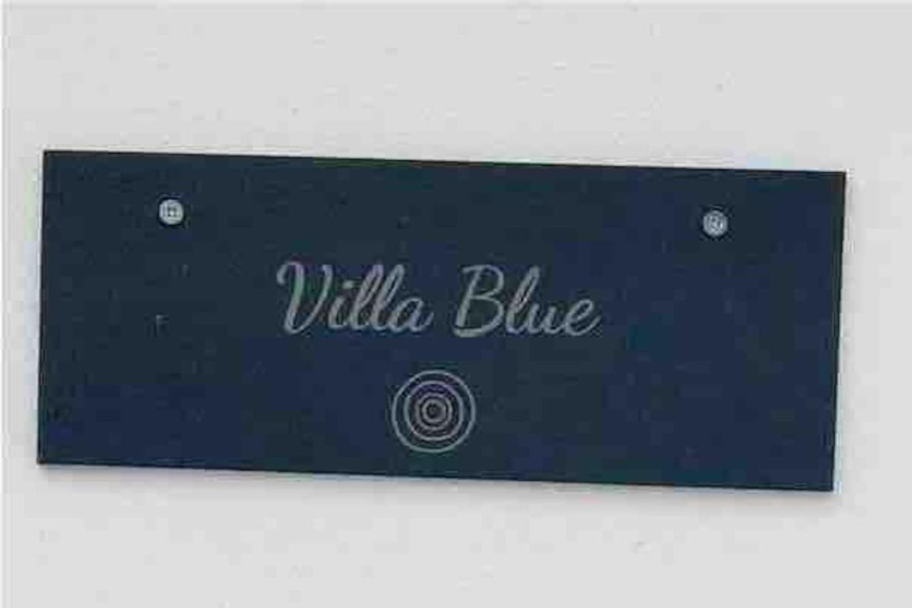 Villa Blue ไคริเนีย ภายนอก รูปภาพ